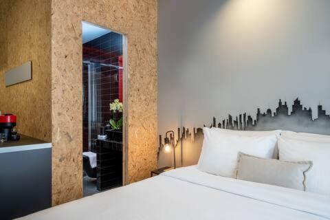 Psiri Lofts *